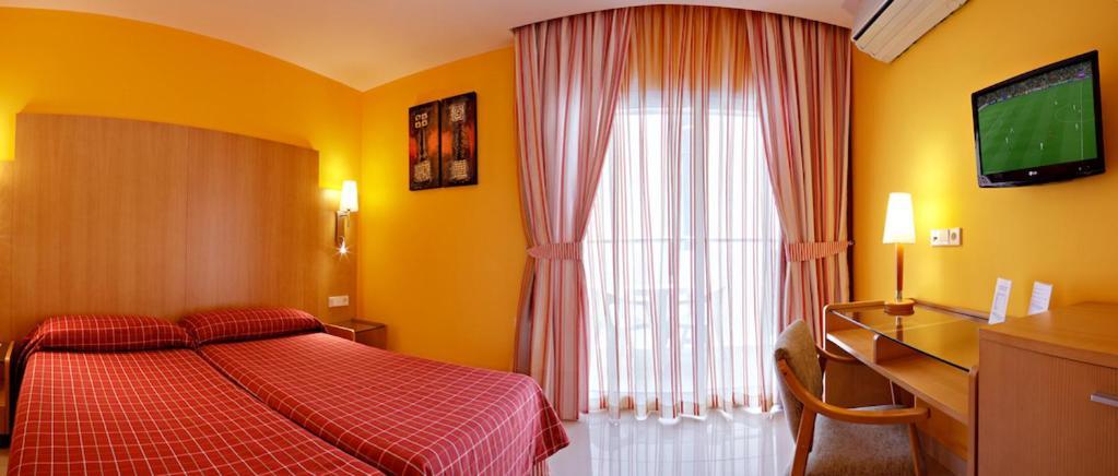 Hotel La Cala Finestrat Cala de Finestrat Quarto foto